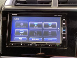ナビ機能だけでなく、フルセグ、Bluetooth、DVDとCD再生などのオーディオ機能がついています!