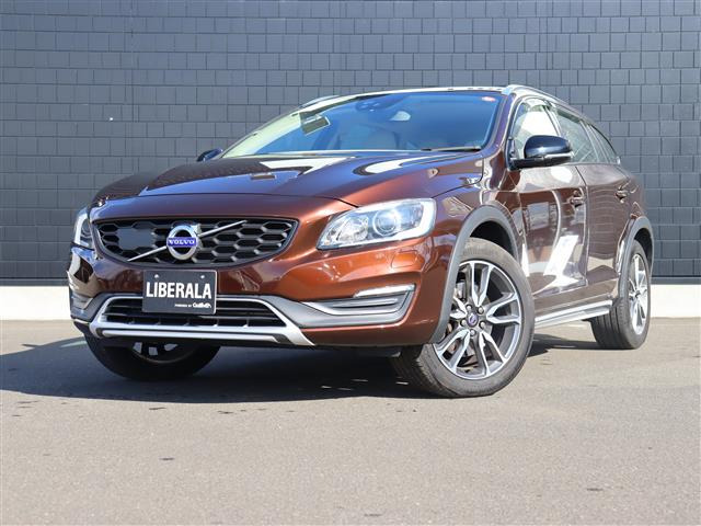 V60クロスカントリーT5 AWD SE 4WD本革シート