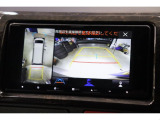駐車時も安心なパノラミックビューモニターを完備!