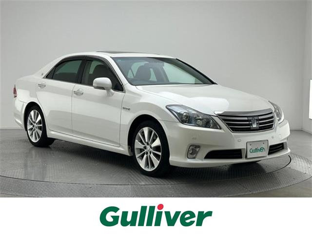 クラウンハイブリッド3.5 Gパッケージ本革シート サンルーフ