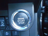 プッシュスタートシステムです! ボタンを押すだけでエンジンのON、OFFが出来ます!! とっても便利ですよ(^^♪