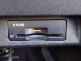 お車でお越しの際は、【東名・厚木IC】【圏央道・厚木南IC】より、R129を平塚方向へまっすぐ3〜4km(約10分程)です。