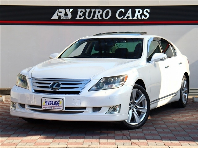 LS600h バージョンS Iパッケージ 4WDマークレビンソン サンルーフ 純正HDD