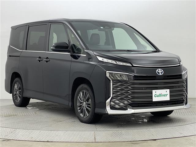 ヴォクシー1.8 ハイブリッド S-Z E-Four 4WDワンオーナー