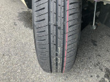 タイヤ溝も充分ございます。是非お問い合わせください(^_-)-☆