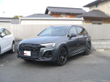 アウディ Q7