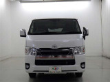 トヨタが誇る商用バン!信頼性も高いハイエース!