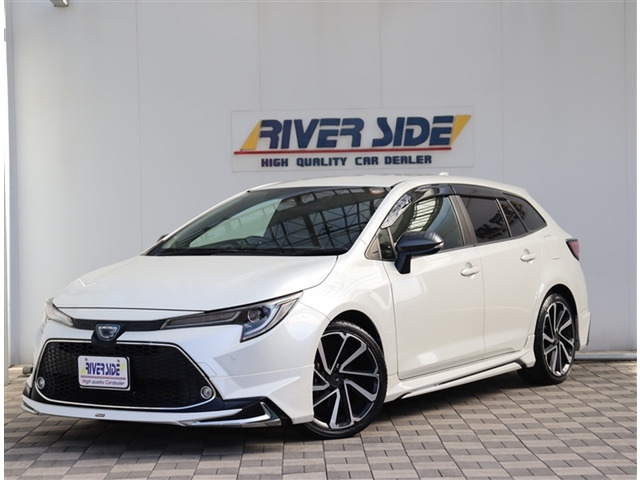 カローラツーリング1.8 ハイブリッド W×Bモデリスタエアロ