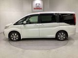 購入後も自社指定整備工場完備でお客様の愛車をしっかりサポート致します!御納車時には安全かつ安心してお乗り頂けるようホンダ専門知識を持つ整備スタッフが点検・整備・装備も説明をしてお渡ししております。