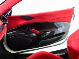 488 Pistaは、フェラーリのレーシングテクノロジーを公道で体感できる、完成度の高いスペシャルモデルです。