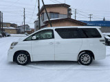 夜22時までライトアップ!展示車見放題!夜間はスタッフも居ませんが、時間を気にせず心置きなく御覧ください。