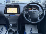 主な装備は、トヨタセーフティセンス、カーナビ、バックモニター、シートヒーター、ETC、ワンオーナー車、寒冷地仕様となっております。
