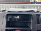 使いやすさにこだわった純正AM/FMラジオ[スピーカー内蔵]★移動時間にラジオで色々な情報をゲット!