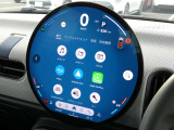 Apple CarPlayやAndroid Autoなど様々なアプリケーションがインストールされています!
