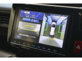 純正のマルチビューカメラが装備されています!上から見下ろしたような視界のカメラが駐車をサポートします!