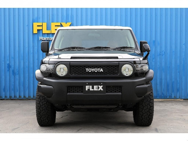 トヨタ FJクルーザー 4.0 4WD の中古車詳細 (113,000km, ブラック