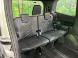 3列目シートはもちろん状態良好☆大人でもゆったりと座って頂けますので、大人数でのお出かけもラクラクです♪ご家族で、気の知れた仲間で、ドライブに行くのが楽しみですね♪