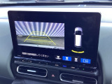バックカメラも装備しております。車庫入れの苦手なお客様も安心!重宝してくれます!