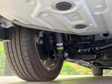 お車を安心してお乗りいただく為には、足回りの定期点検が欠かせません。サービスサポート(有償保証)では無料点検もご提供しており、安心のカーライフをお過ごしいただけるサポート体制が整っています。