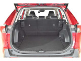 広々としたラゲージスペースを備えています。大きなものや長さのある荷物もしっかりと積み込めます。