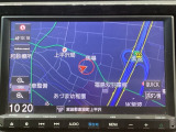 ワイド画面のナビゲーションはフルセグTV、インターナビ対応のGathers純正メモリーナビを搭載しています。Bluetoothオーディオ機能がありますので、スマートフォンなどの音楽も再生できます。
