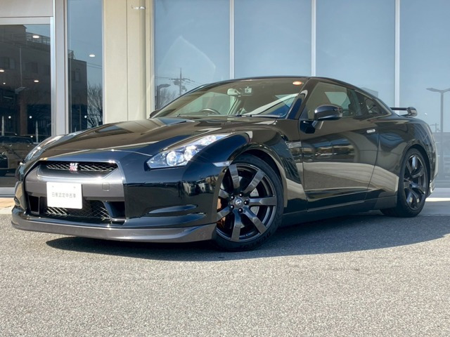 GT-R3.8 ブラックエディション 4WD