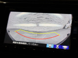 フロントカメラも装備されており、駐車時などの前方視界をサポートします!