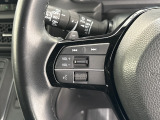 ★オーディオコントロールスイッチ★ステアリングにはオーディオコントロールスイッチが付いていますので、目線を正面から外すことが無く、また、ステアリングから手を離さずにオーディオ操作ができます