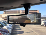 インテリジェントルームミラーは車両後方の状況を映像で映し出してくれます!