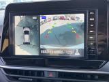 アラウンドビューモニターです!上空から貴方のお車をモニタニングしている様に車両の周りの安全確認が出来ます!