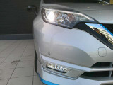LEDヘッドライトで暗い夜道も明るく照らしてくれます。