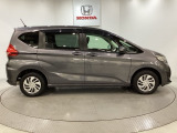 購入後も自社指定整備工場完備でお客様の愛車をしっかりサポート致します!御納車時には安全かつ安心してお乗り頂けるようホンダ専門知識を持つ整備スタッフが点検・整備・装備も説明をしてお渡ししております。