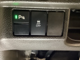 ETCの下にHondaセンシング用の、VSA(ABS+TCS+横滑り抑制)解除スイッチなどがついています。