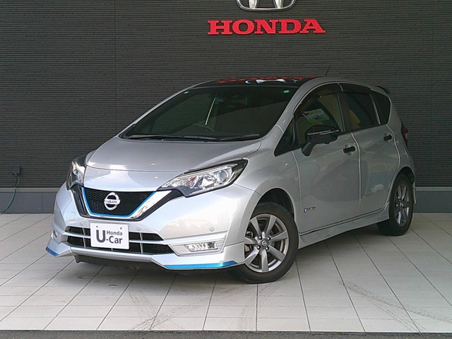 ノート1.2 e-POWER X FOUR ブラックアロー 4WD