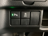 ハンドルの左側にはHondaセンシング用のVSA解除スイッチなどがついています。