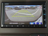 バックカメラ搭載なので後方時に車体後ろが確認出来る為、運転の苦手な方やたまに乗る方でも安心して車庫入れが出来ます☆