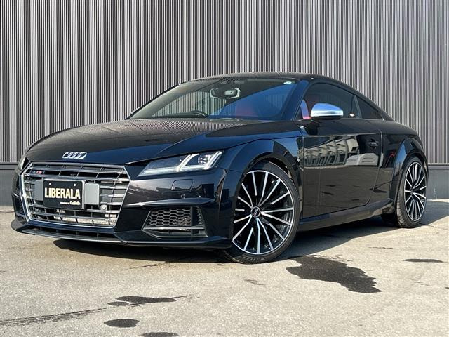 TTSクーペ2.0 TFSI クワトロ 4WD4WD 本革シート