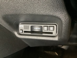 ハンドルの左下にETCがついています。高速道路の料金所の通過も楽々です。 カードの取り出しもしやすい場所についています。