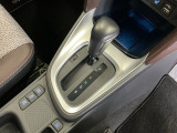 発進時から滑らかに加速する無段階変速のCVTはストップ&ゴーの多い街の中も快適です