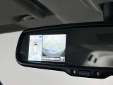 バックミラーにアラウンドビューモニターの表示も可能です!