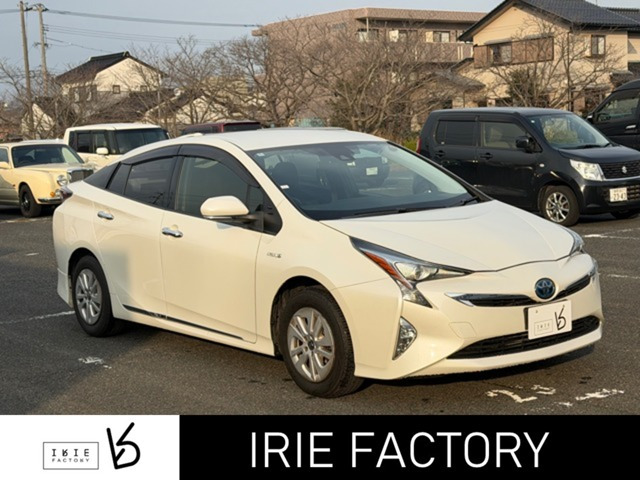 プリウス 1.8 S E-Four 4WD