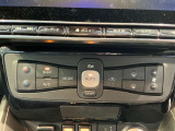 オートエアコン付きなので、温度を設定するだけで車内を快適にしてくれます!