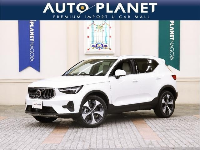 XC40ウルトラ B4 AWD 4WD