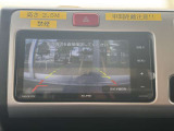 バックカメラ付きなので、駐車が苦手な方でも安心です★★
