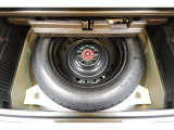 スペアタイヤが装備されております!