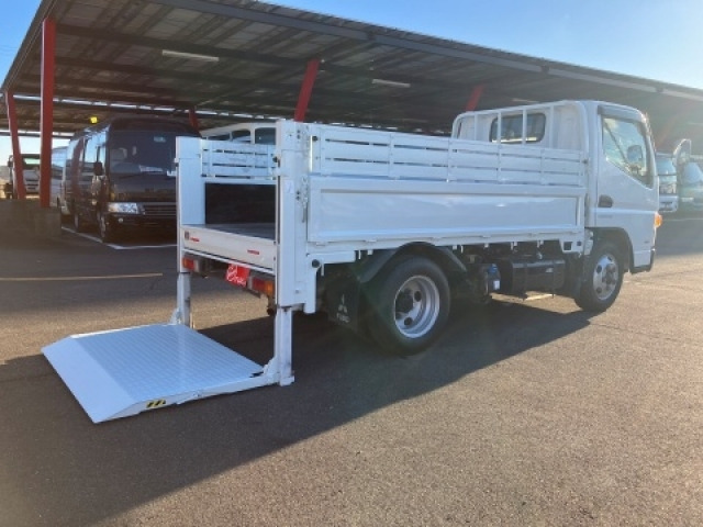 キャンター 3トン 垂直パワーゲート