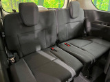 3列目シートはもちろん状態良好☆大人でもゆったりと座って頂けますので、大人数でのお出かけもラクラクです♪ご家族で、気の知れた仲間で、ドライブに行くのが楽しみですね♪