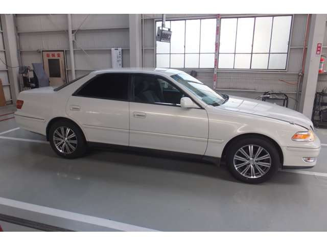 トヨタ マークII 2.5 グランデ G の中古車詳細 (93,000km, ホワイト 