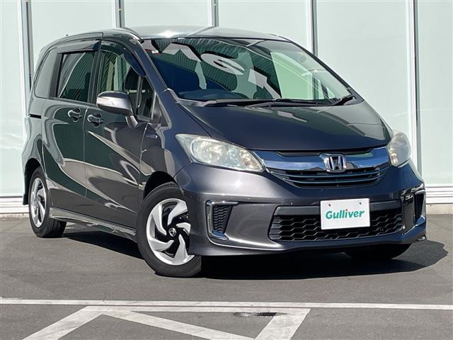 フリードハイブリッド1.5 プレミアムエディション修復歴無し