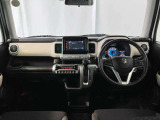 メーターやシフト、スイッチ位置など運転席まわりの配置はしっくりいきたいものですね!まずは座ってチェックしてみて下さい♪